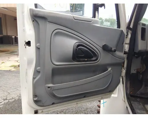 INTERNATIONAL 4200 2002-2018 DOOR ASSEMBLY, FRONT