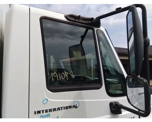 INTERNATIONAL 4200 2002-2018 DOOR ASSEMBLY, FRONT