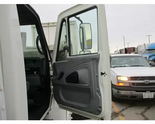 INTERNATIONAL 4200 2002-2018 DOOR ASSEMBLY, FRONT