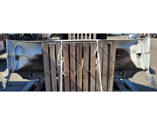 INTERNATIONAL 4200 LP Hood
