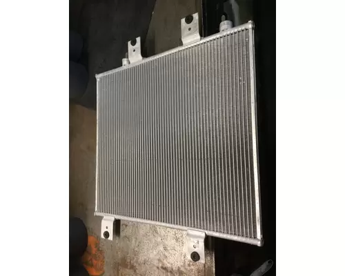 INTERNATIONAL 4200 Air Conditioner Condenser