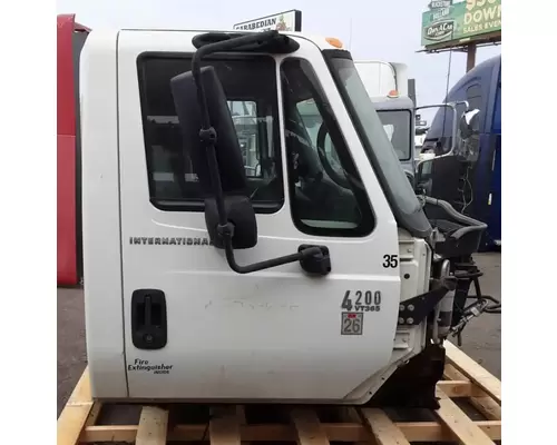INTERNATIONAL 4200 Cab Assembly