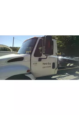 INTERNATIONAL 4200 Cab Clip