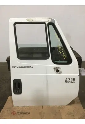 INTERNATIONAL 4200 Door Assembly