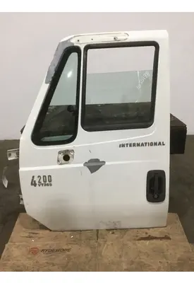 INTERNATIONAL 4200 Door Assembly