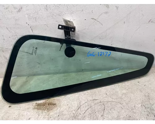 INTERNATIONAL 4200 Door Vent Glass