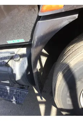 INTERNATIONAL 4200 FENDER EXTENSION