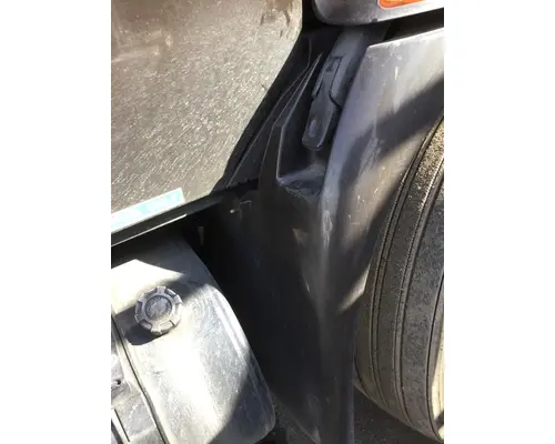 INTERNATIONAL 4200 FENDER EXTENSION