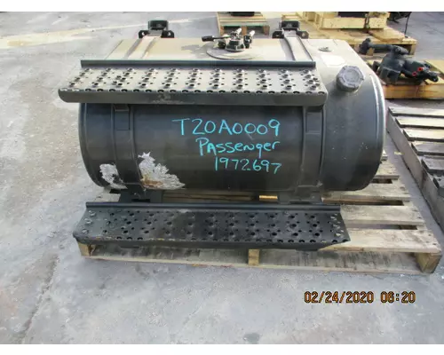 INTERNATIONAL 4200 FUEL TANK