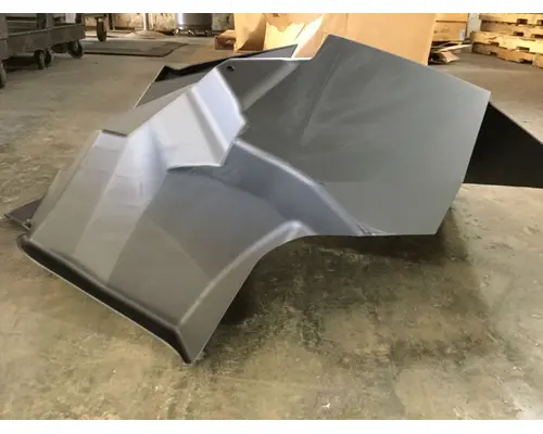 INTERNATIONAL 4200 Fender Extension