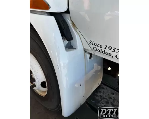 INTERNATIONAL 4200 Fender Extension