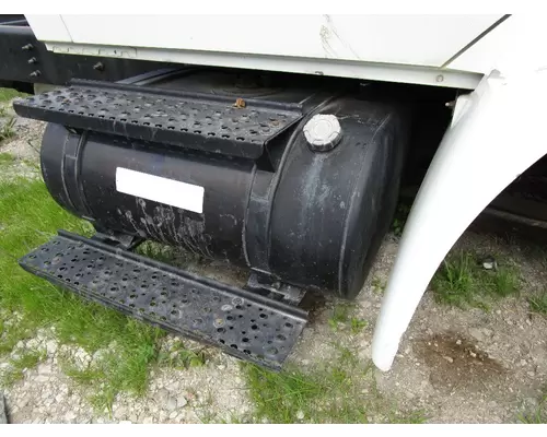 INTERNATIONAL 4200 Fuel Tank