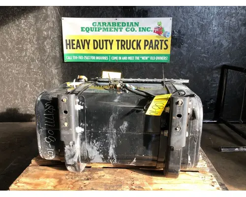 INTERNATIONAL 4200 Fuel Tank