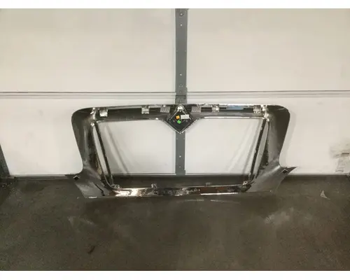 INTERNATIONAL 4200 Grille