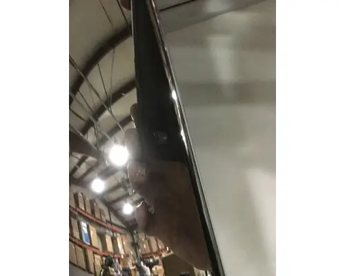INTERNATIONAL 4200 Grille