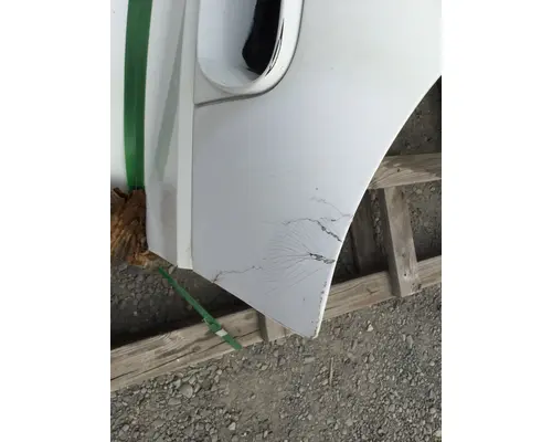 INTERNATIONAL 4200 HOOD