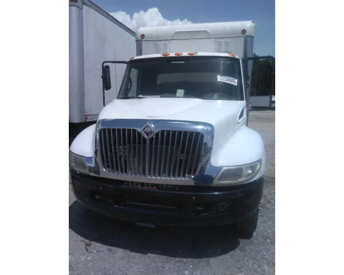 INTERNATIONAL 4200 HOOD