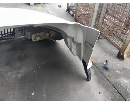INTERNATIONAL 4200 HOOD