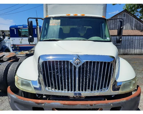INTERNATIONAL 4200 HOOD