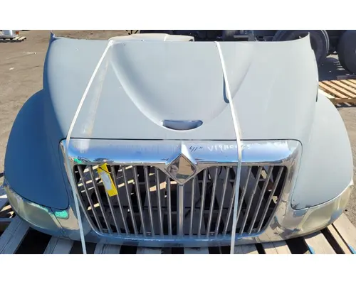 INTERNATIONAL 4200 Hood