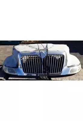 INTERNATIONAL 4200 Hood