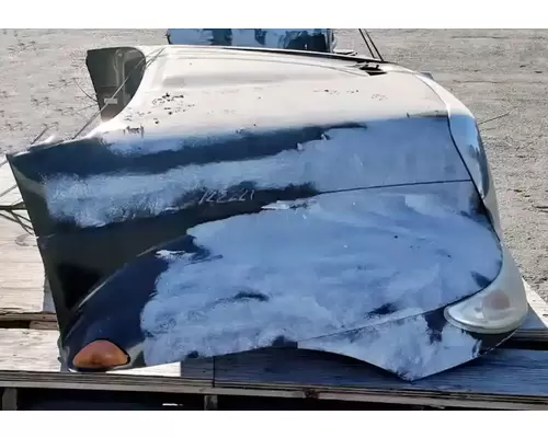 INTERNATIONAL 4200 Hood
