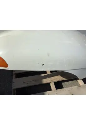 INTERNATIONAL 4200 Hood