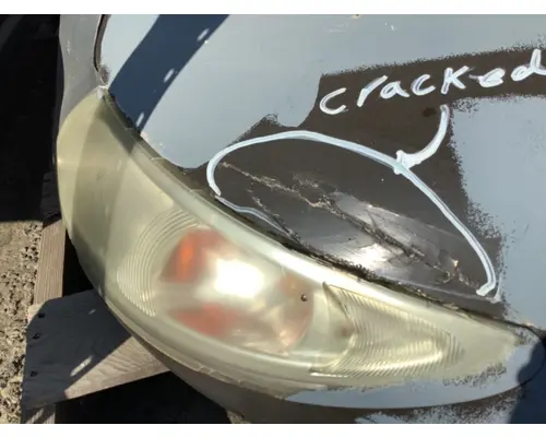 INTERNATIONAL 4200 Hood