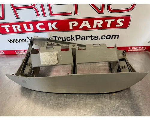 INTERNATIONAL 4200 Interior Parts, Misc.
