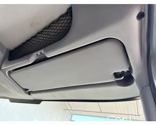 INTERNATIONAL 4200 Interior Sun Visor