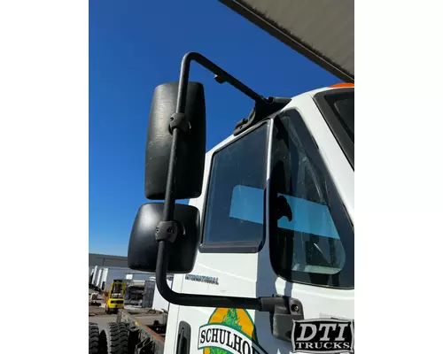 INTERNATIONAL 4200 Mirror (Side View)