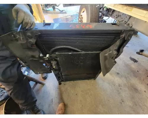 INTERNATIONAL 4200 Radiator Shroud