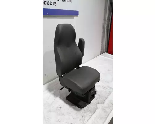 INTERNATIONAL 4200 Seat, Front