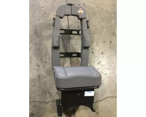 INTERNATIONAL 4200 Seat, Front