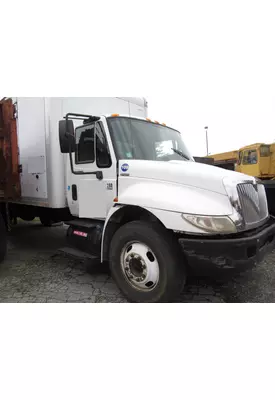 INTERNATIONAL 4200 Truck For Sale