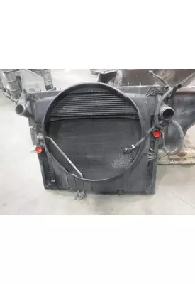 INTERNATIONAL 4300 / 4400 Radiator Shroud