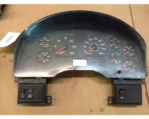 INTERNATIONAL 4300 / 7600 / 8600 Instrument Cluster