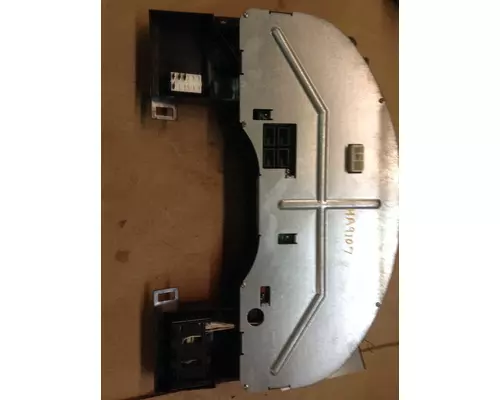 INTERNATIONAL 4300 / 7600 / 8600 Instrument Cluster