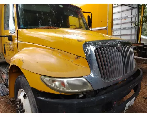 INTERNATIONAL 4300 2002-2009 HOOD