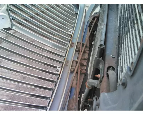 INTERNATIONAL 4300 2002-2009 HOOD
