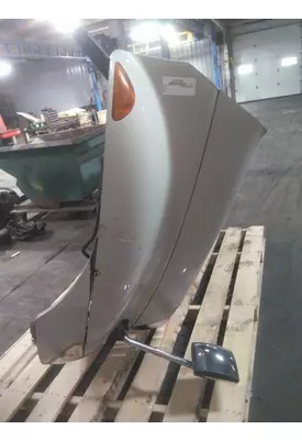 INTERNATIONAL 4300 2002-2009 HOOD