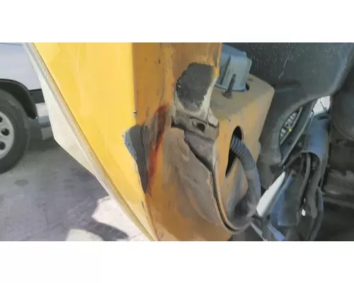 INTERNATIONAL 4300 2002-2009 HOOD