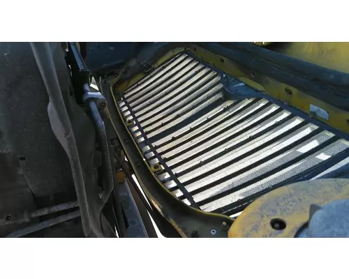 INTERNATIONAL 4300 2002-2009 HOOD