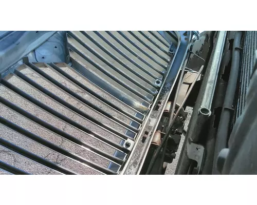 INTERNATIONAL 4300 2002-2009 HOOD