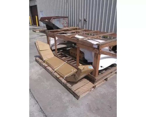 INTERNATIONAL 4300 2002-2019 HOOD