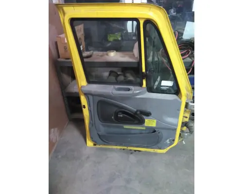 INTERNATIONAL 4300 2002-2020 DOOR ASSEMBLY, FRONT