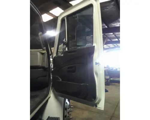 INTERNATIONAL 4300 2002-2020 DOOR ASSEMBLY, FRONT