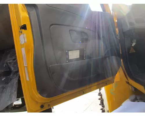 INTERNATIONAL 4300 2002-2020 DOOR ASSEMBLY, FRONT