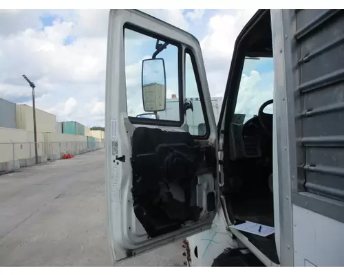 INTERNATIONAL 4300 2002-2020 DOOR ASSEMBLY, FRONT