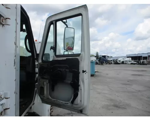 INTERNATIONAL 4300 2002-2020 DOOR ASSEMBLY, FRONT